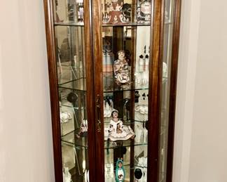 Lighted curio cabinet