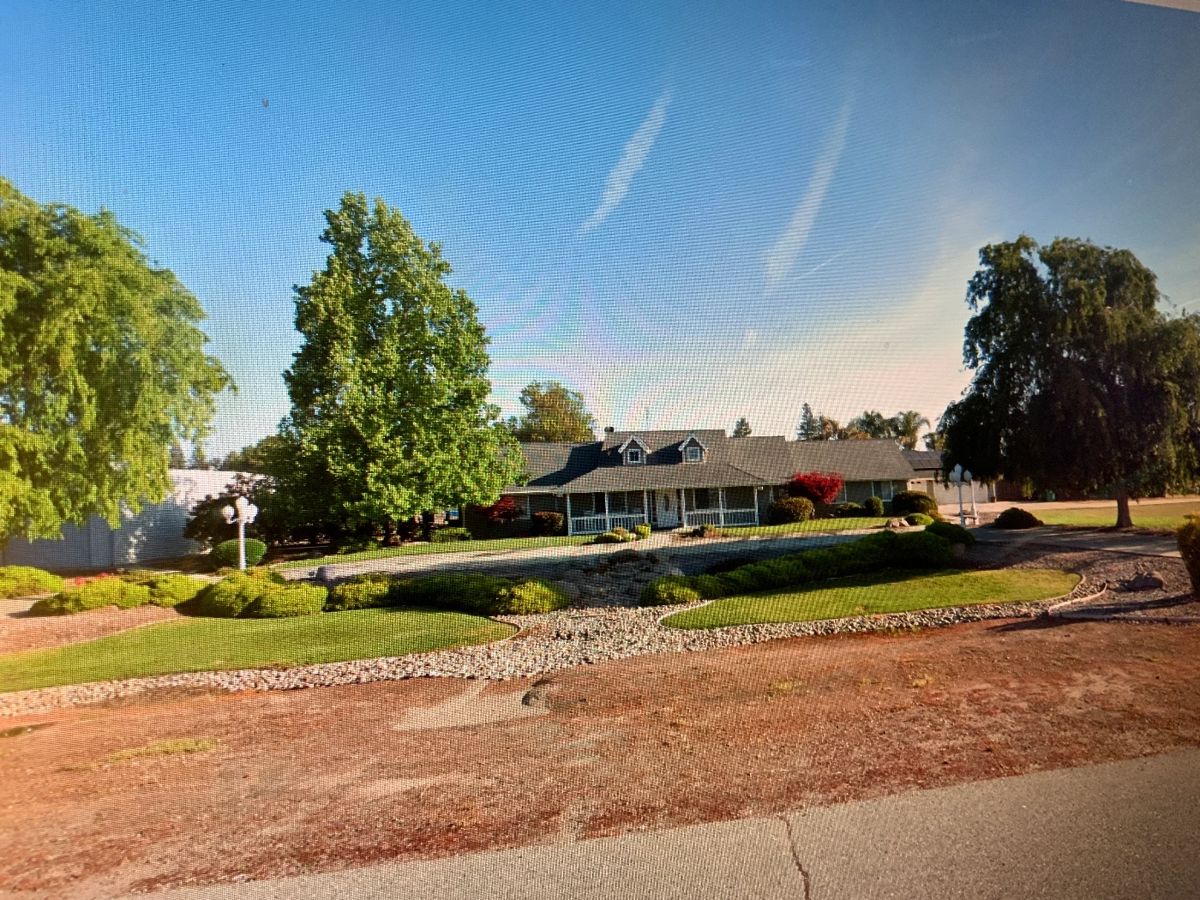 HUGE Country Estate Sale, Antique Farm Implements,... starts on 6/13/2024
