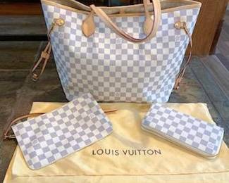 Louis Vuitton purse and accessories