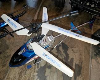 Vintage World Tech Helicopter