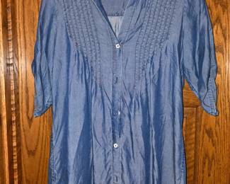 Tommy Bahamas women's top