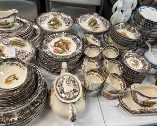 Palissy w/ black trim