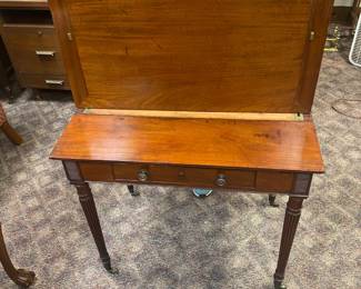 Detail of Lift Away Top