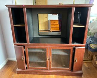 Entertainment center