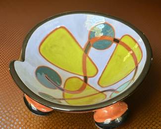 Linda Tarr signed pottery