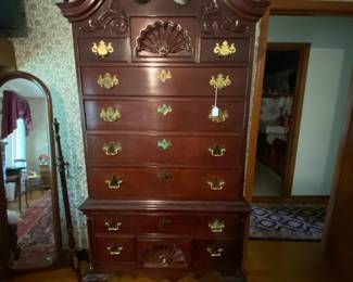 Nice highboy chest in the MBR