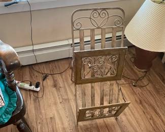 magazine rack