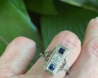 #84 - $700 - Art Deco antique ring sapphires & diamonds - 18kt white gold 3.5 grams. Size 5.5