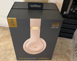 #127 - Beats Studio wireless $60