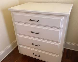 #76 - $180 - White four drawers cabinet 37Wx25Dx42T