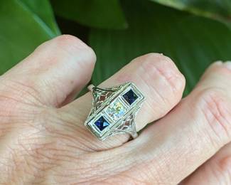 #84 - $700 - Art Deco antique ring sapphires & diamonds - 18kt white gold 3.5 grams. Size 5.5