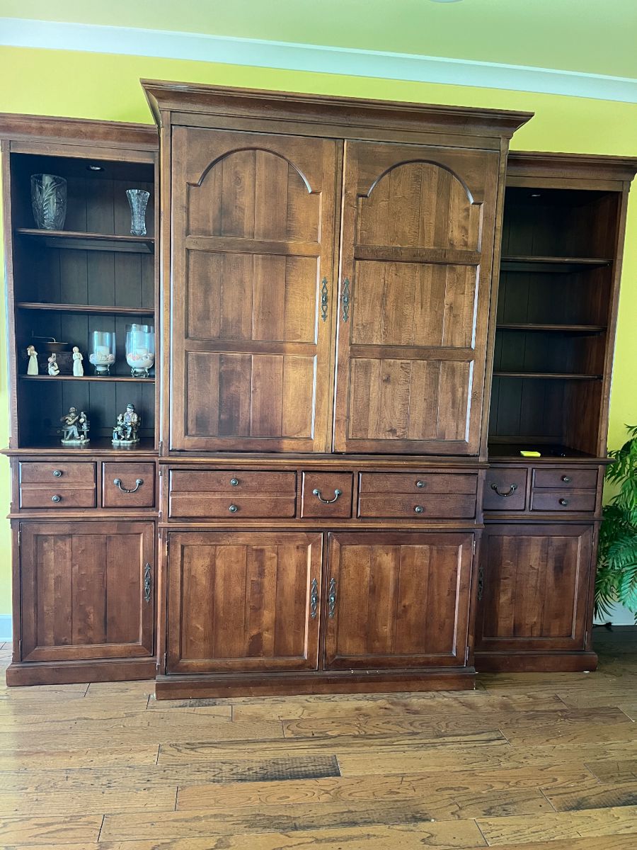 CARDON ESTATE SALES Milton Lot of items... starts on 6/21/2024