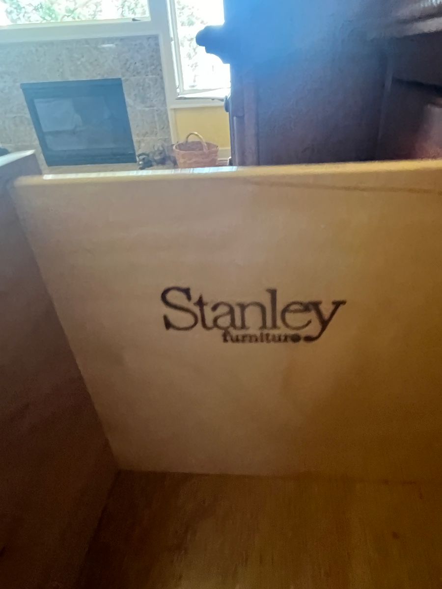 CARDON ESTATE SALES Milton Lot of items... starts on 6/21/2024