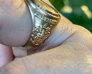 $125 - 10kt gold ring Chevalier DeMolay sz 5.5