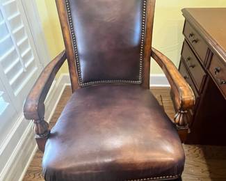 $195 Bradington Young leather wooden office chair on casters 23 1/2 W x 20 D x 43G