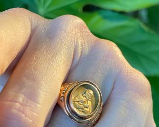 $125 - 10kt gold ring Chevalier DeMolay sz 5.5