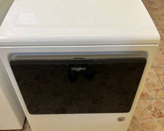$580 Whirlpool washer and dryer, like new.