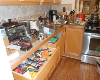 Tons of kitchen