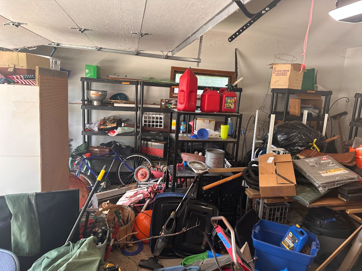 GRAFTON ESTATE SALE in Grafton, WI starts on 6/14/2024