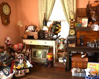 BEGIN LIVING ROOM CLOSE UP PHOTOS