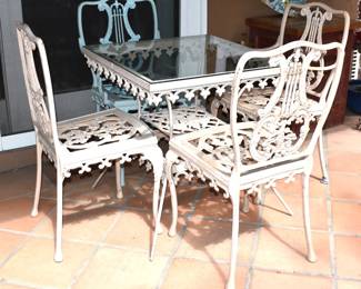 LAST MINUTE ADDITION-VINTAGE METAL TABLE, 4 CHAIRS
