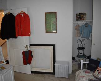 UPSTAIRS-Kids Room Overview