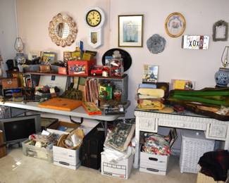 UPSTAIRS-Holiday Room Overview