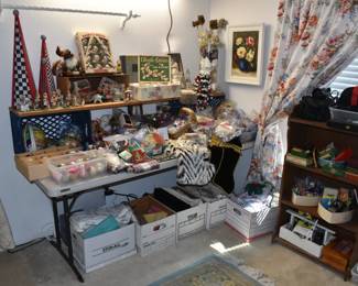 UPSTAIRS-Holiday Room Overview