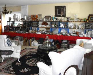 BEGIN Living Room Close Up Photos