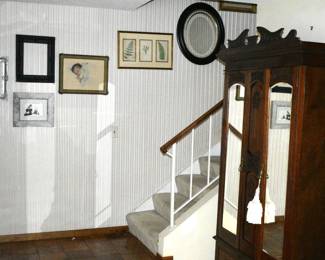 BEGIN Stairway to UPSTAIRS Close Up Photos