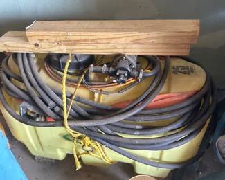 25 GALLON SPRAYER