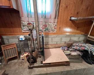 512 LIFT 500LBS CAPACITY