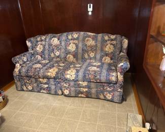 FLORAL SOFA
