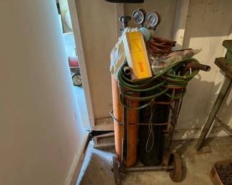 WELDING TORCH CART