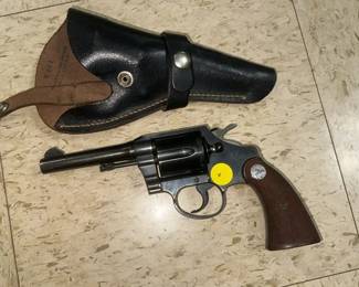 COLT .38 SPECIAL REVOLVER PISTOL WITH HOLSTER