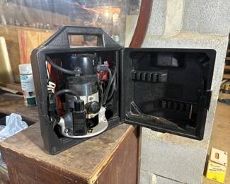 CRAFTSMAN ROUTER TOOL