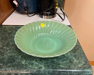 ANCHOR HOCKING FIRE KING BOWL