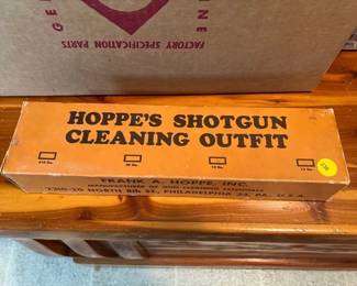 HOPPES SHOTGUN CLEANING OUTFIT