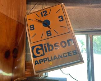 VINTAGE GIBSON APPLIANCES CLOCK