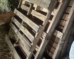 Wood pallets