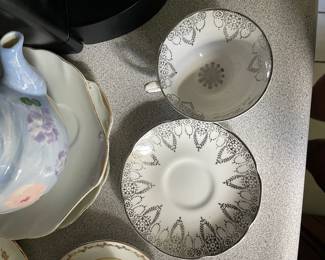 Metallic design white ceramic plate and dish 