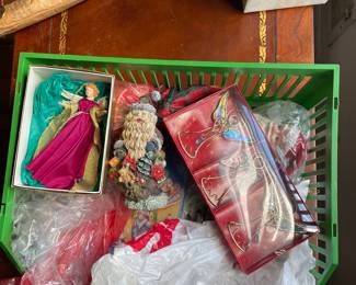 Box of assorted Christmas decorations in upstairs bedroom 