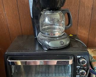 Coffee maker, toaster appliances 