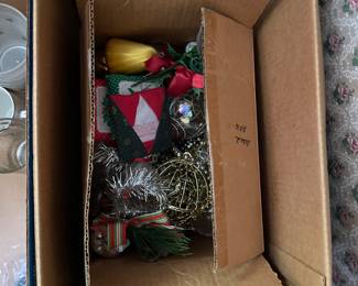 Box of assorted Christmas decorations in upstairs bedroom 