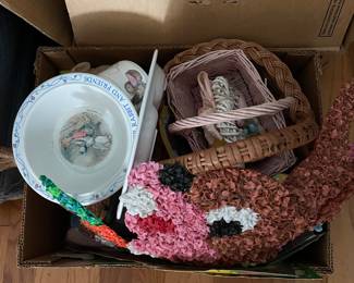 Assorted Easter decorations 