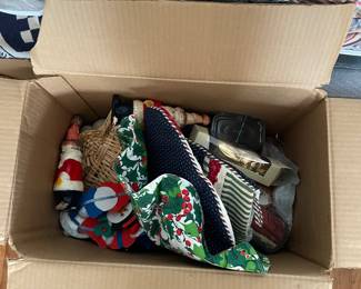 Box of assorted Christmas decorations in upstairs bedroom 