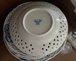 Bottomside of decorative plate in kitchen 