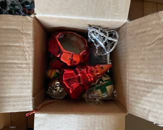 Box of assorted Christmas decorations in upstairs bedroom 