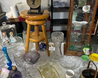 ANTIQUE GLASSWARE