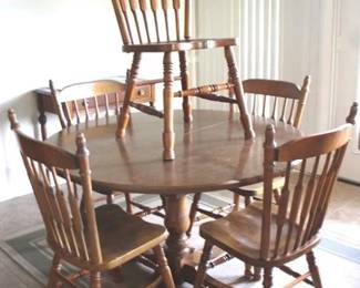 31 - Dining Table w/ 5 chairs table- 48 x 30 Chairs- 17 x 16 x 38
